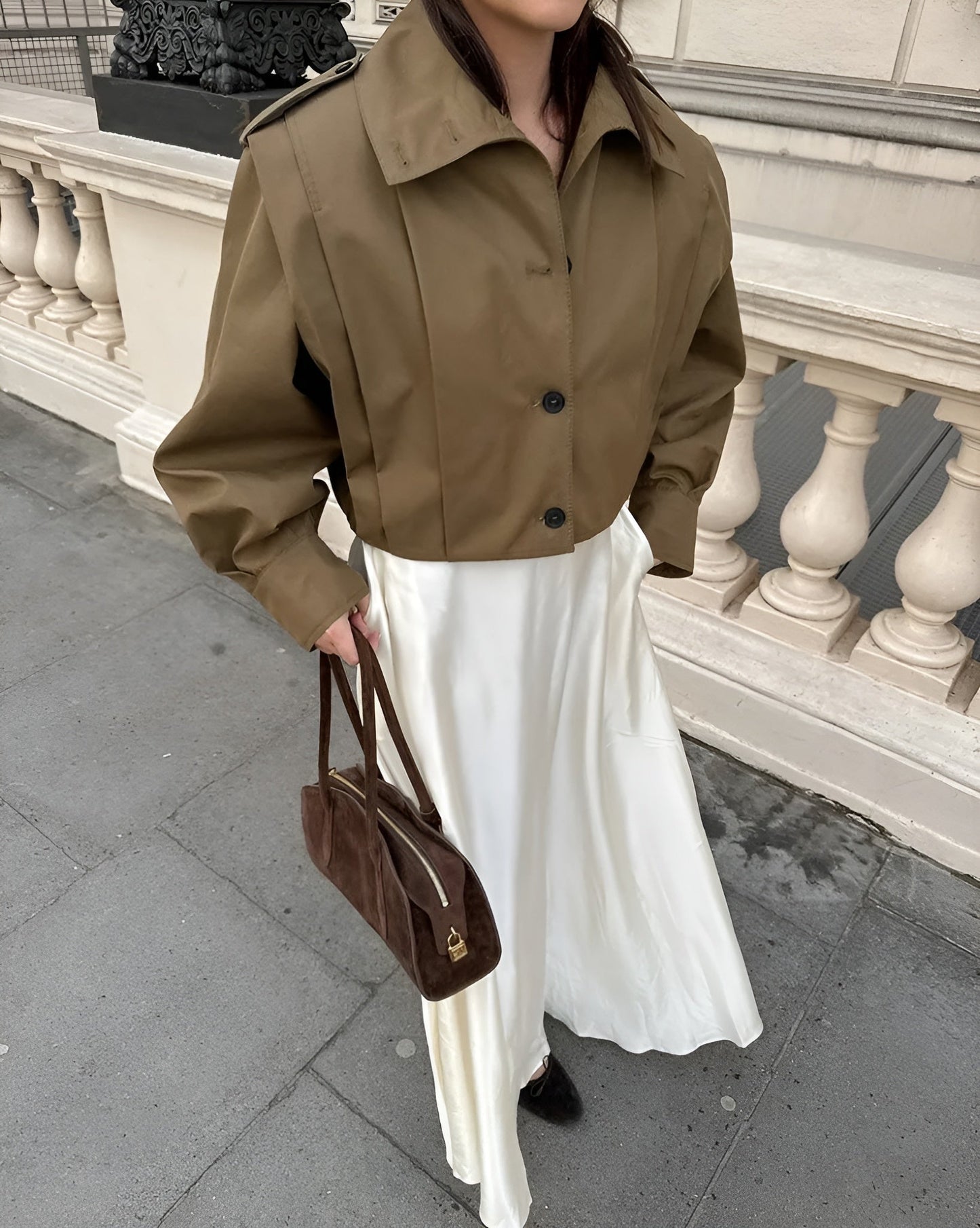 Tussenjas Dames | Hoge Kraag & Knoopsluiting | Perfecte Herfstjas