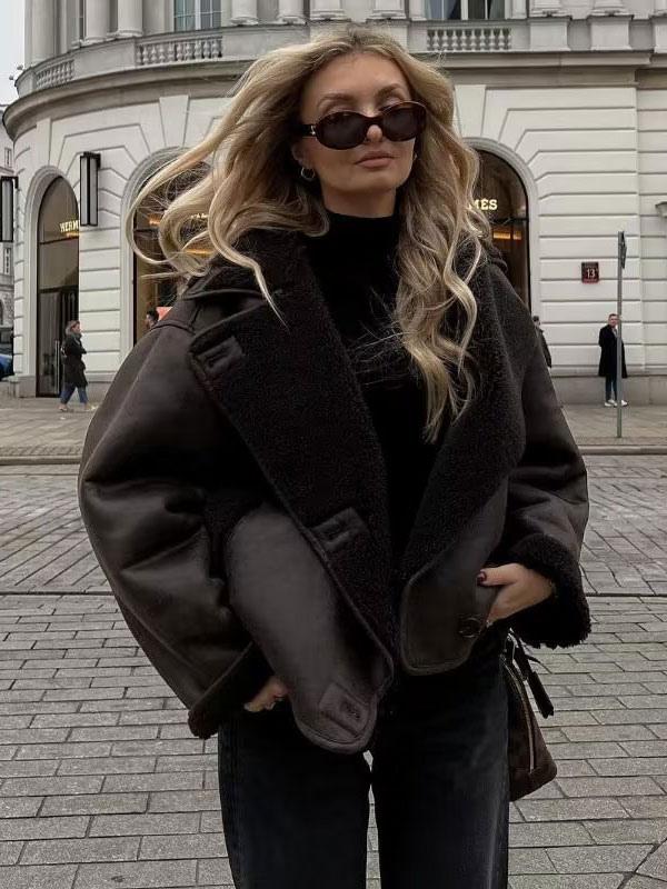 Jamy | Korte Teddy Jas Dames | Donkerbruine Leerlook Winterjas