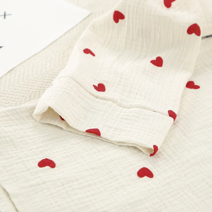 Lila Dames Witte Pyjama Met Hartprint | Comfortabele & Charmante Pyjama Set