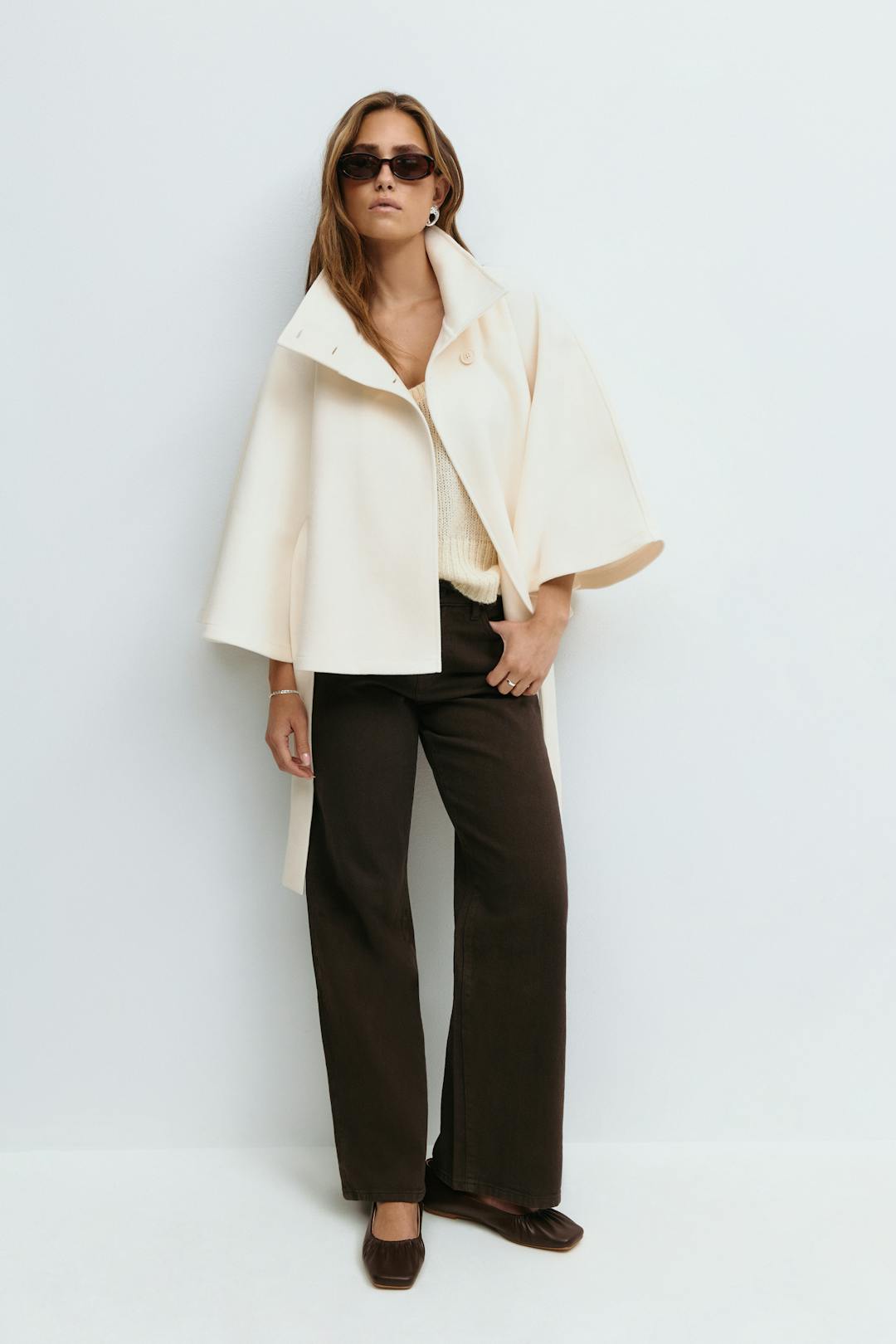 Cape Jas Dames – Clara Model met Hoge Kraag, Ceintuur & Cape-Mouwen