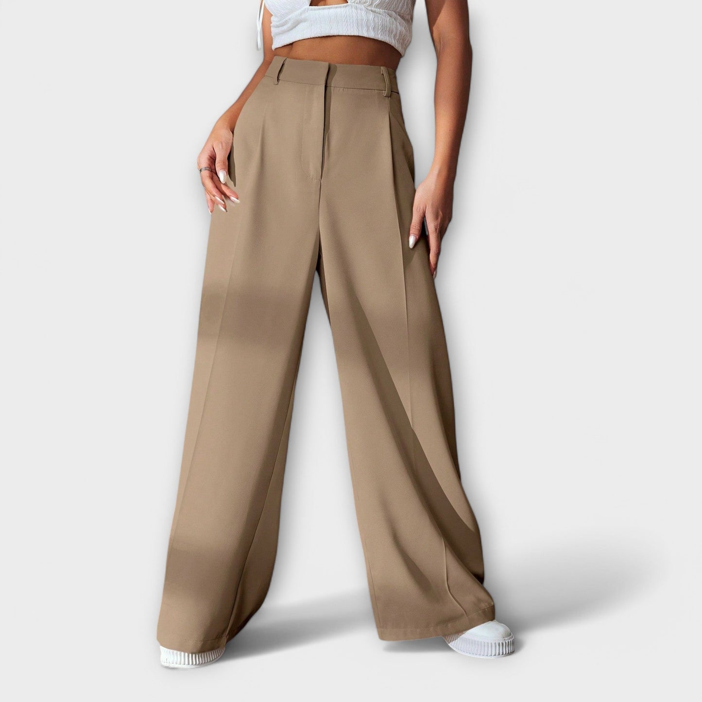 Vera | Wijde damesbroek met hoge taille voor modieuze vrouwen, ideaal voor casual en chic outfit.