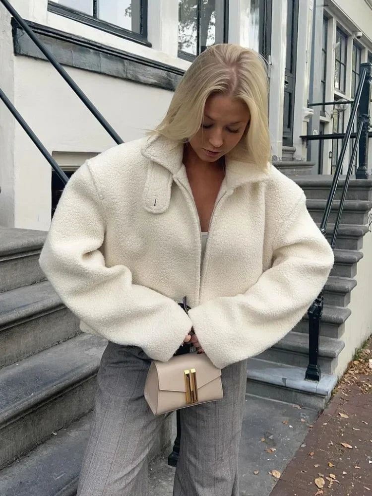 Lina Minimalistisch Fleece Jacket Dames | Warm, Licht & Tijdloos Design