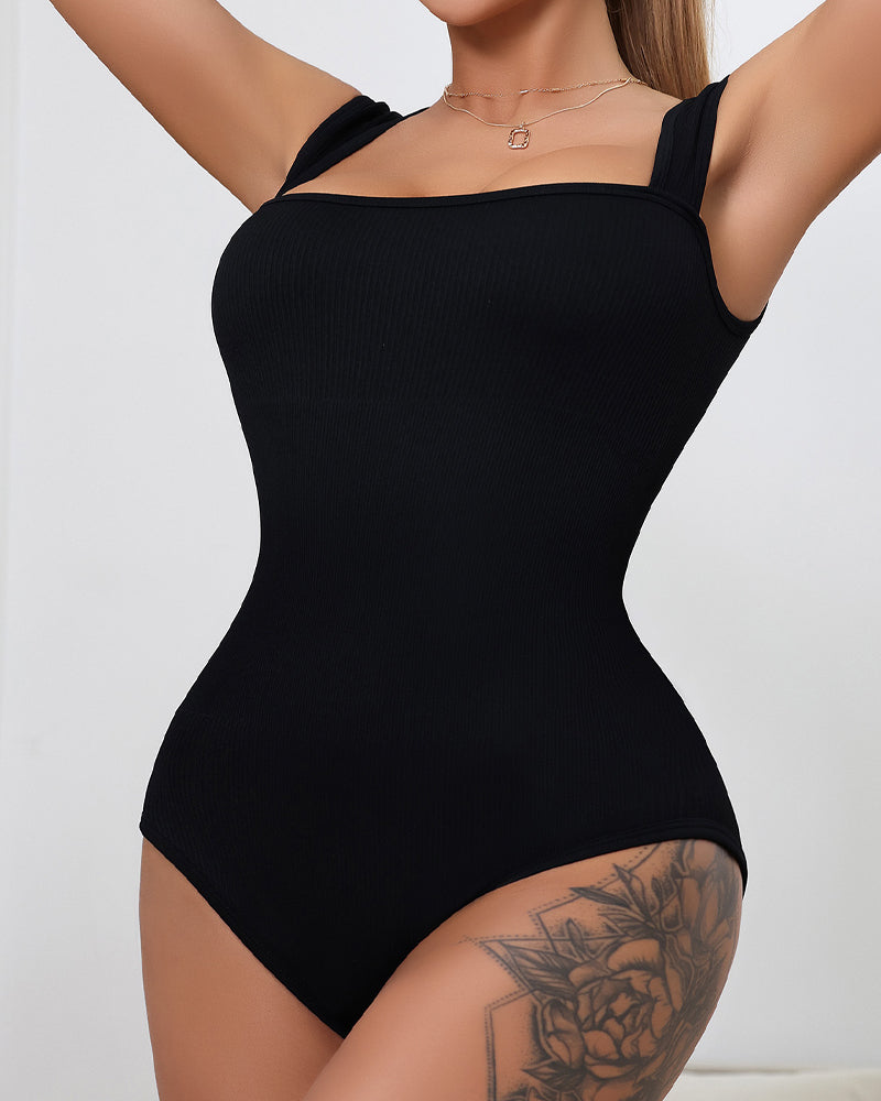 Lara | Strakke Bodysuit Dames | Geribd, Vierkante Hals & Modieus