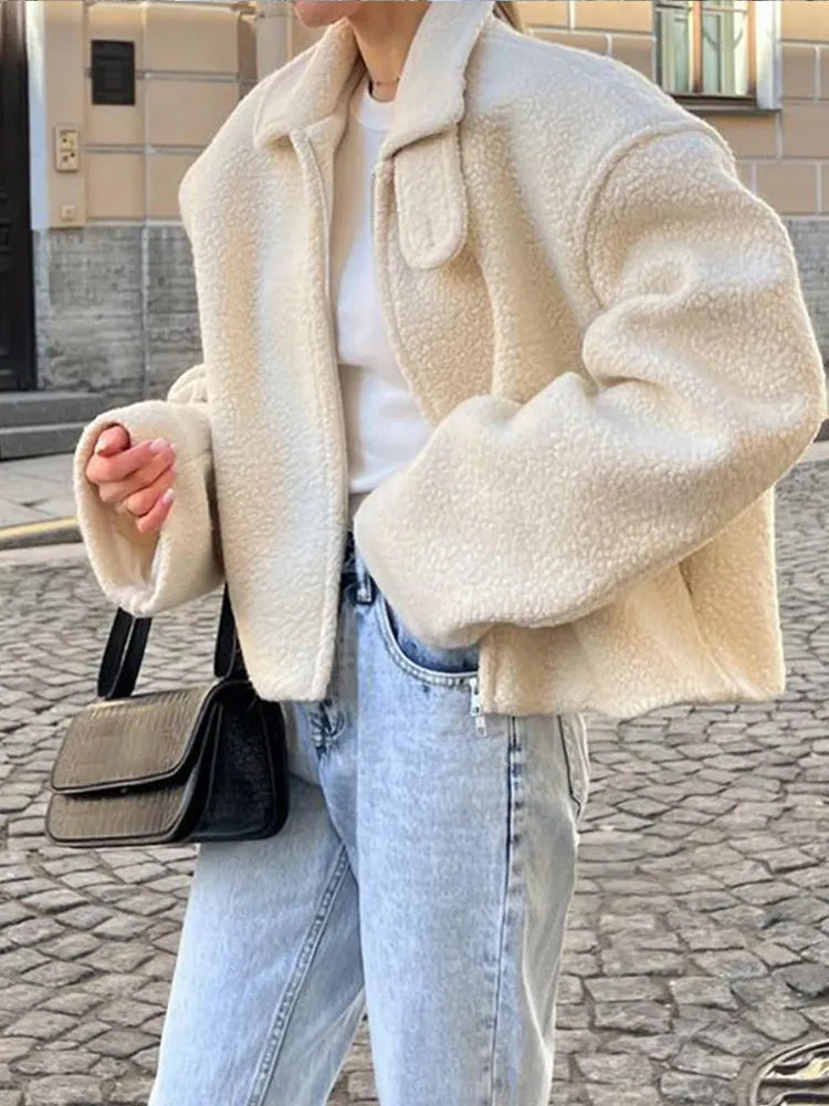 Lina Minimalistisch Fleece Jacket Dames | Warm, Licht & Tijdloos Design