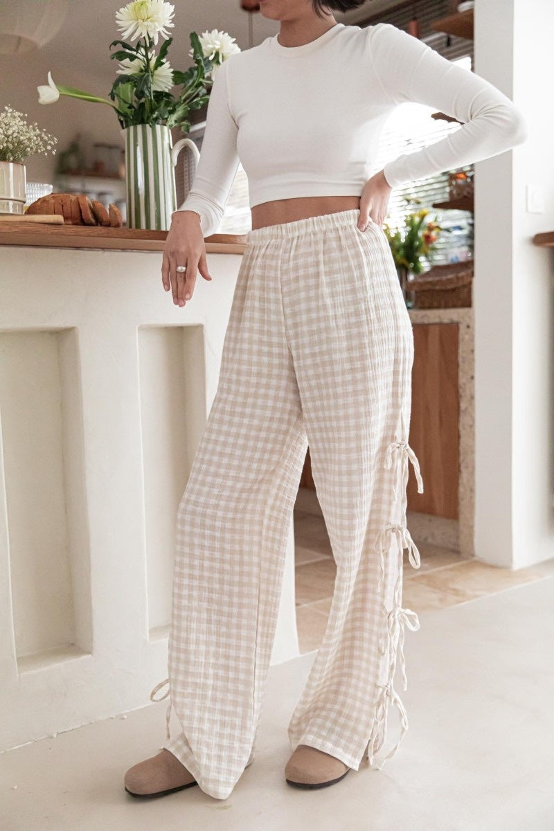 LIA | Zomerbroek Dames – Comfort & Charme met Strikdetail