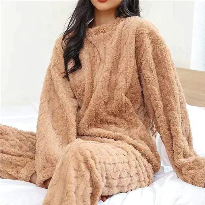 Lina | Cozy Fleece Lounge Pyjamaset Voor Dames – Warm, Zacht & Perfect Voor Koude Avonden