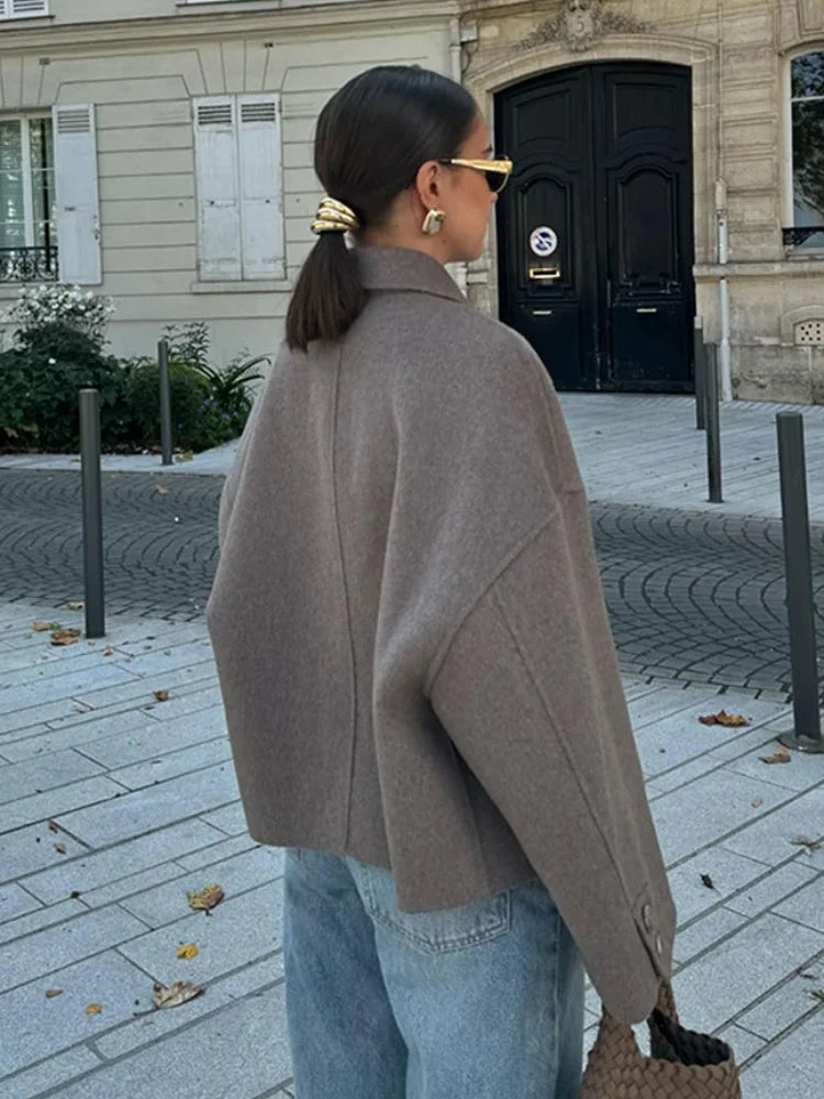 Sophie | Oversized Dames Jas van Wolmix – Klassiek & Warm