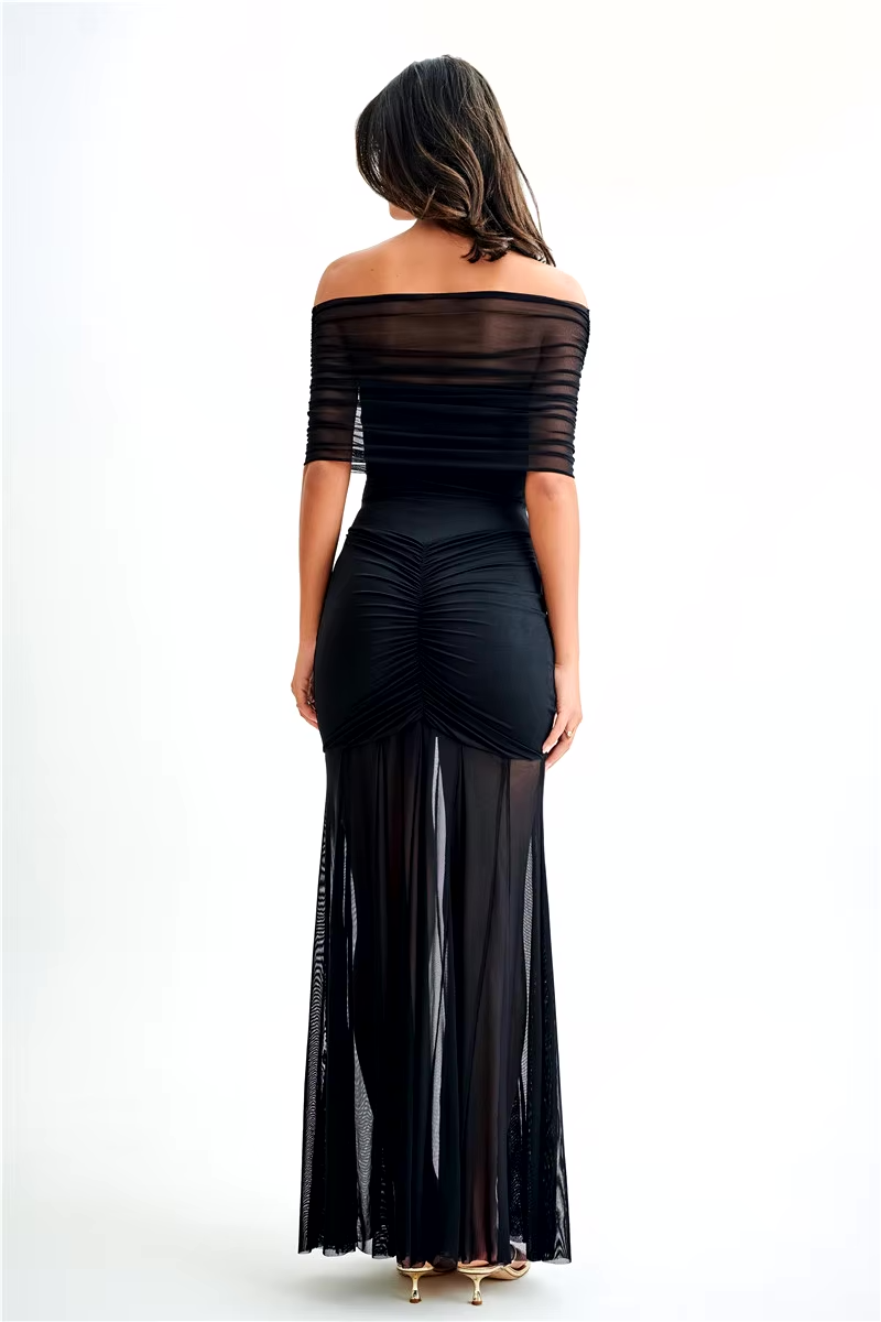 Mystique | Maxi Jurk met Off-Shoulder Mesh & Elegante Pasvorm
