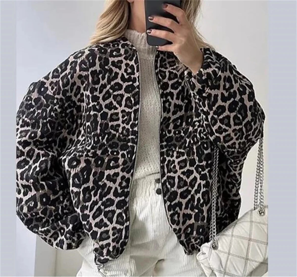 LEONTIEN | Bomber Jas Met Luipaard Print