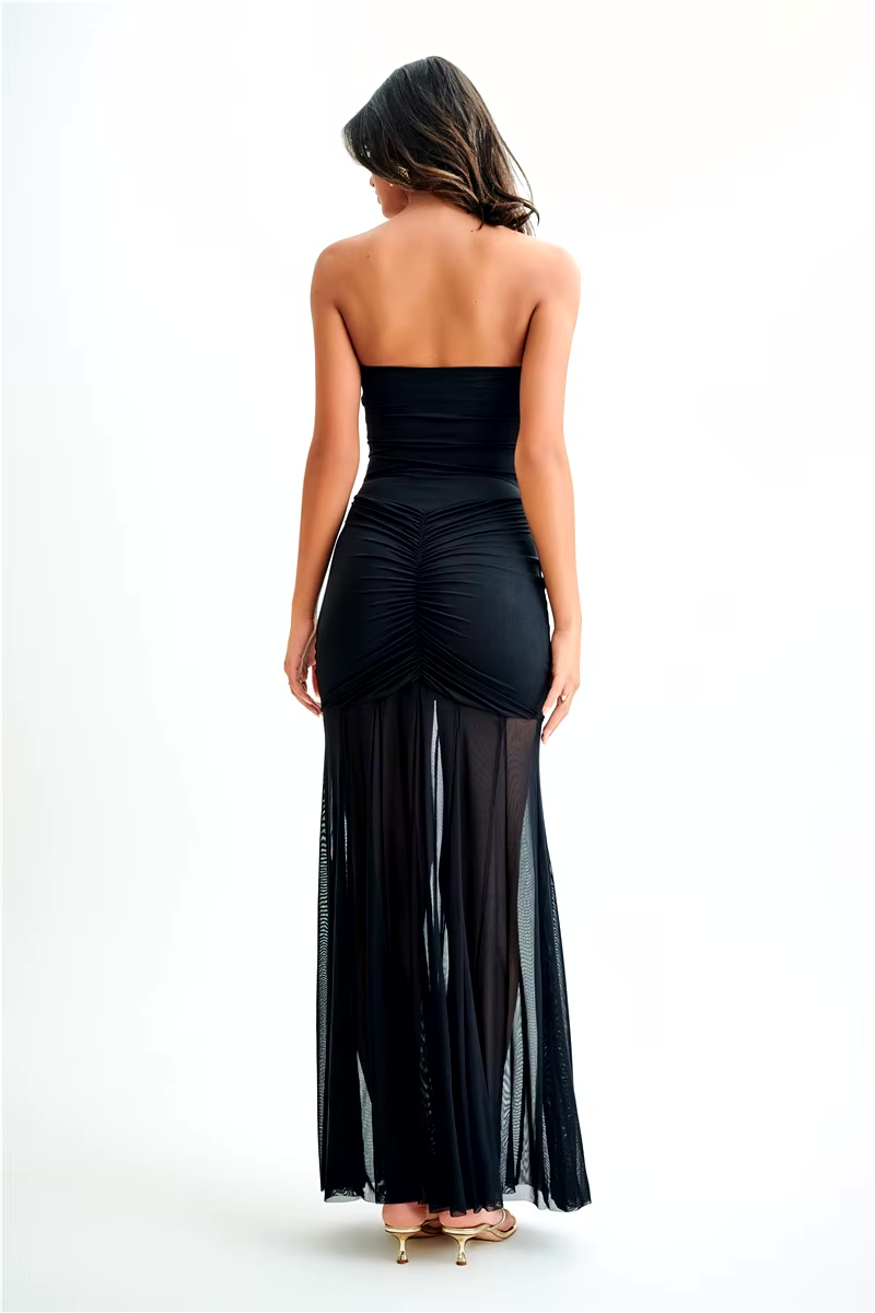 Mystique | Maxi Jurk met Off-Shoulder Mesh & Elegante Pasvorm
