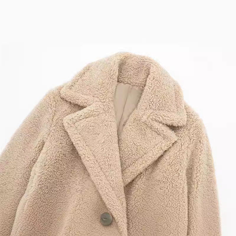 Lange Teddy Jas Dames – Warme Winterjas met Reverskraag en Knopen