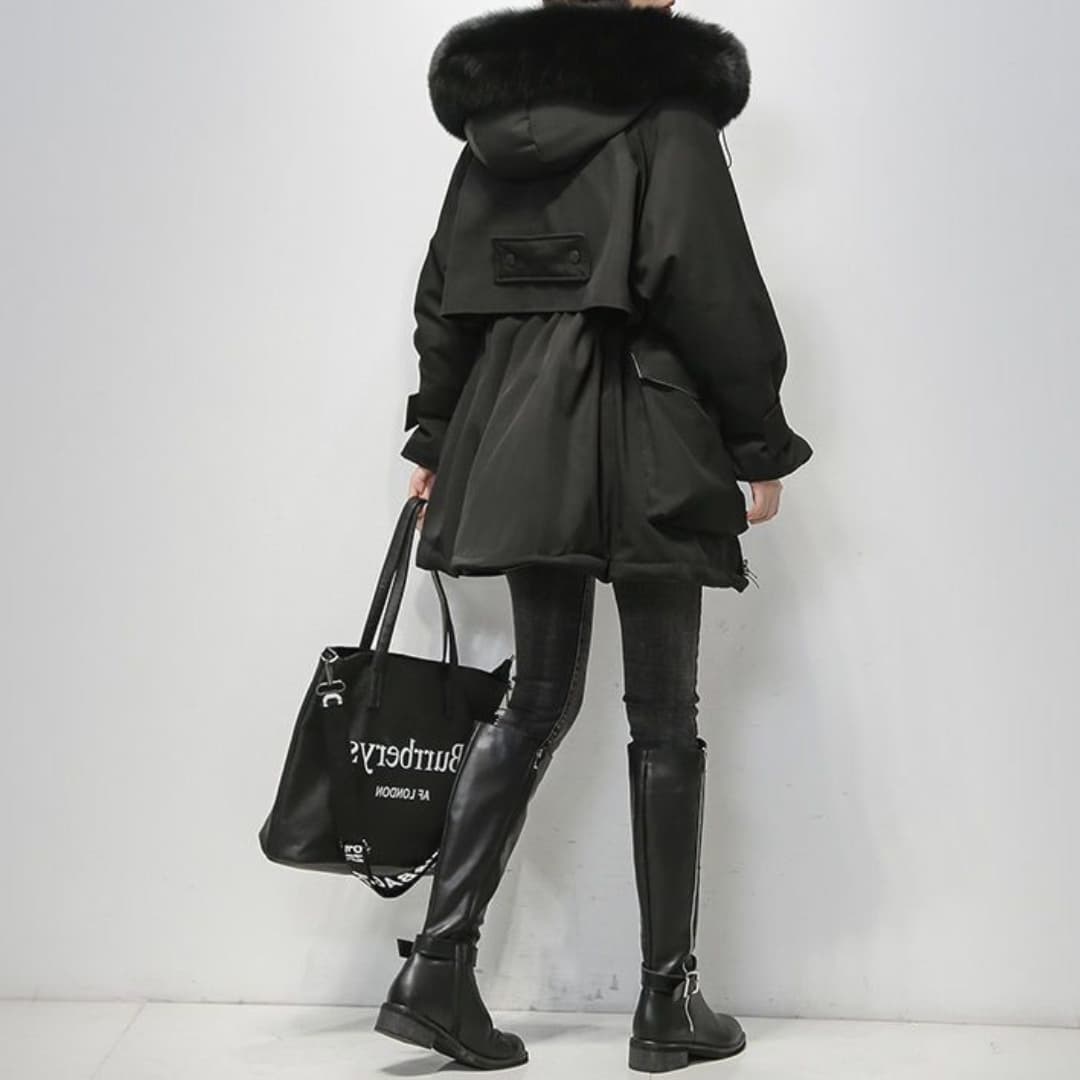 Sophie | Alvéra Winter Parka – Damesparka met luxe bontkraag en elegante pasvorm