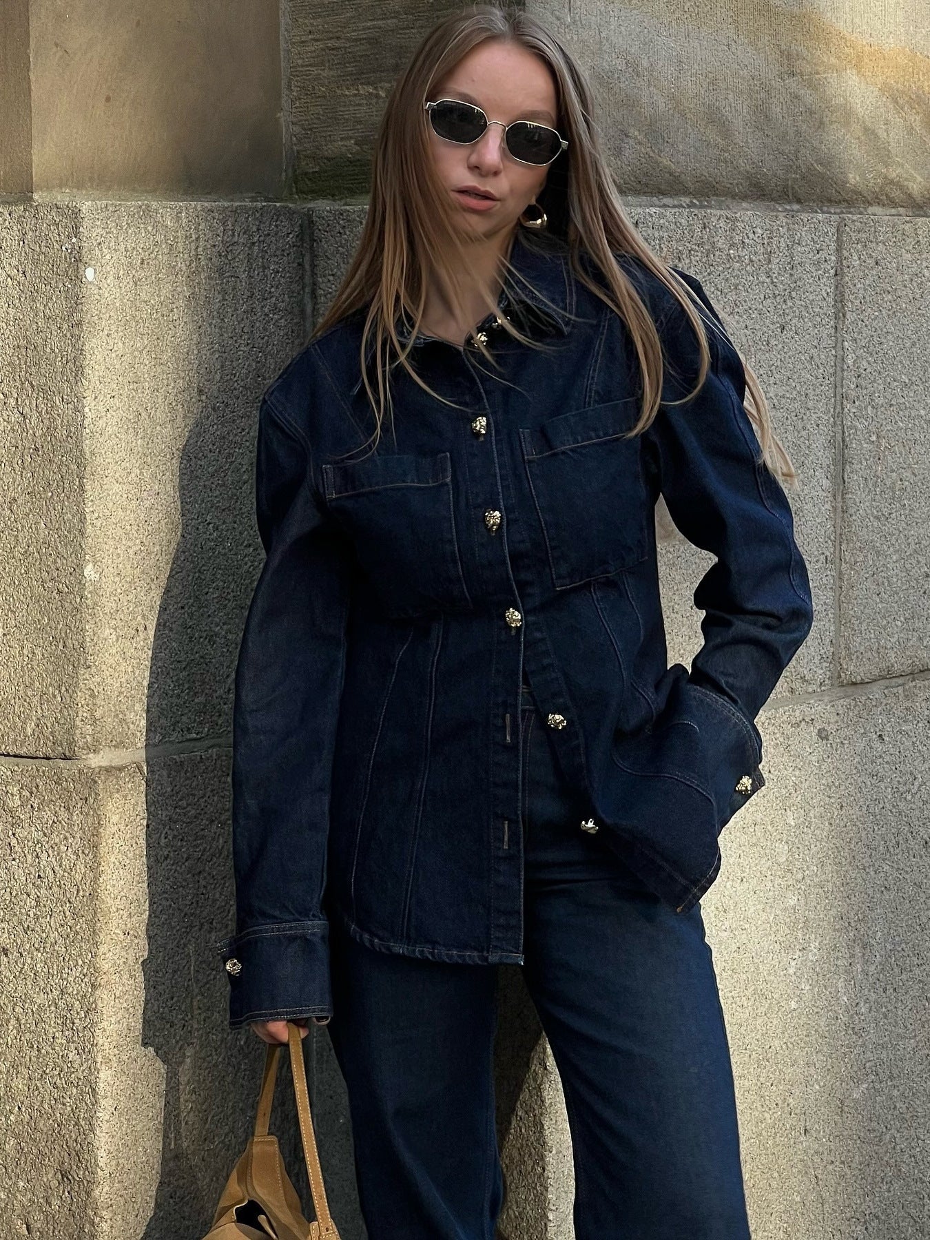 Olivia | Denim Co-ord Set Dames | Spijkerblouse Met Gouden Knopen & Flared Jeans