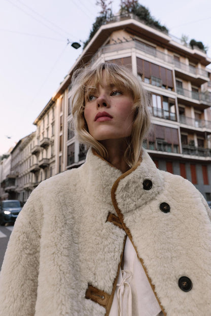 Elise| Dames Omkeerbare Shearling Jas – Luxe Look met Knopen