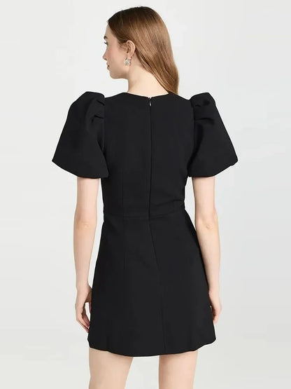 ISABELLE | Wendy Zwarte Mini Jurk met Strikken