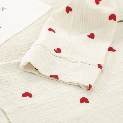 Lila Dames Witte Pyjama Met Hartprint | Comfortabele & Charmante Pyjama Set