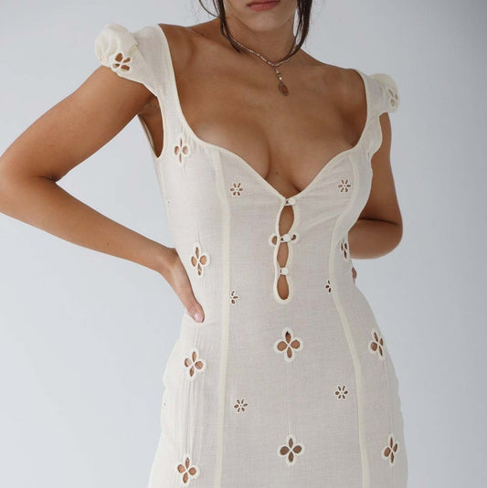 Elora Fishtail Midi Dress | Luxe Geborduurde Jurk met Vintage Charme