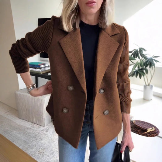 Zoë | Dames Winterjas Wol |Stijlvolle Wollen Jas met Gebreide Details & Knoopsluiting