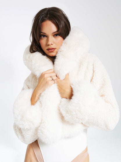 Noelle | Korte Fur Jas Dames | Chic Cropped Faux Fur Jacket Voor Feestelijke Looks
