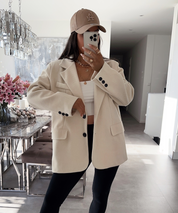 Sienna | Beige Oversized Blazer Dames | Stijlvol met Revers & Gouden Knopen