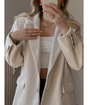 Sienna | Beige Oversized Blazer Dames | Stijlvol met Revers & Gouden Knopen