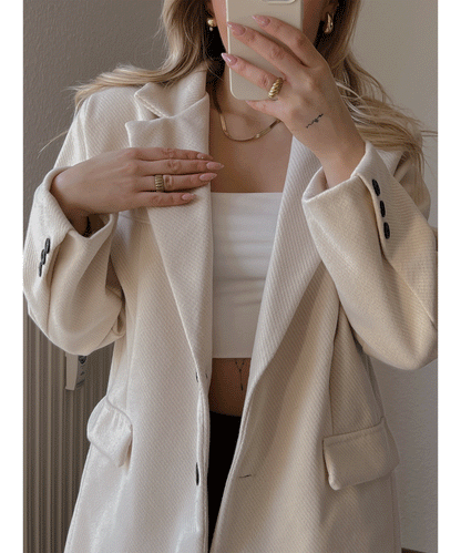 Sienna | Beige Oversized Blazer Dames | Stijlvol met Revers & Gouden Knopen