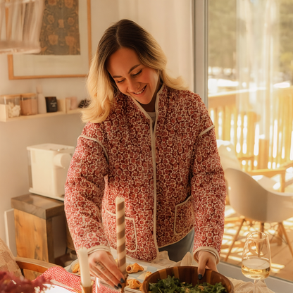 Kim | Stijlvolle Dames Jas Met Bloemenprint | Trendy Leliepatroon Statement Jas