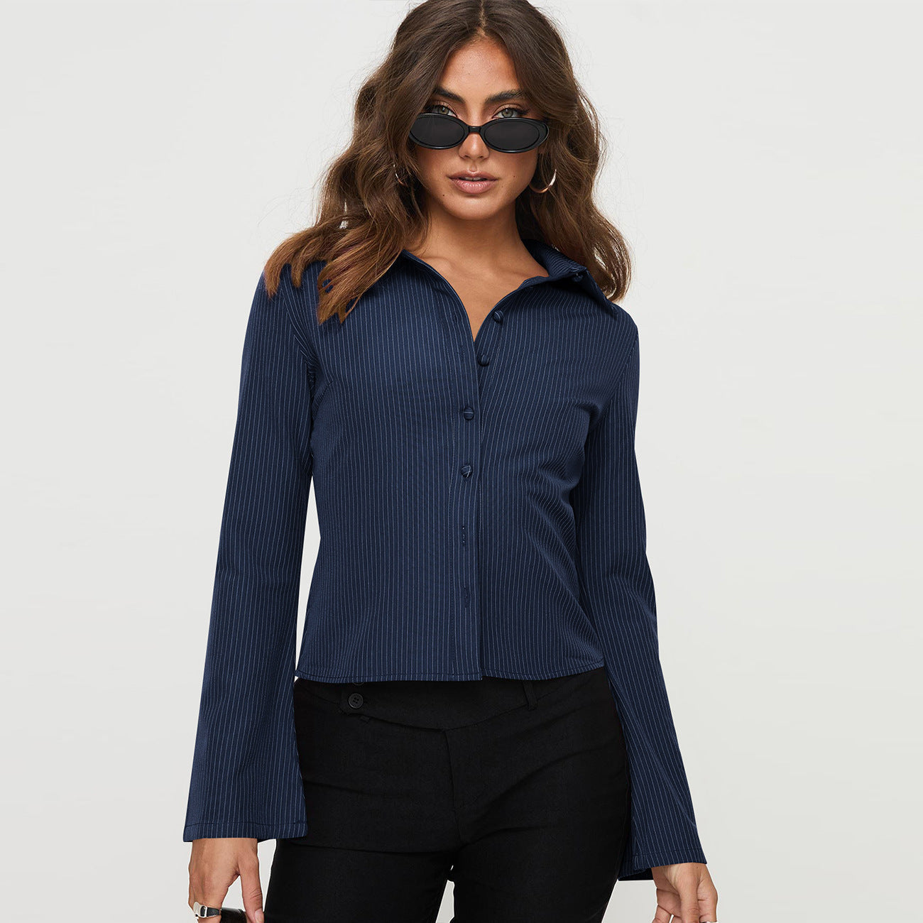 MAE | Flared Cuff Blouse – Tijdloos en makkelijk te stylen